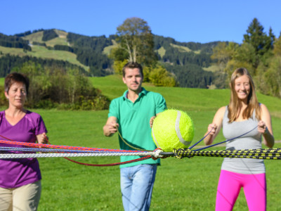 EVINTA_Teambuilding_Teamspiel Balltransport_03
