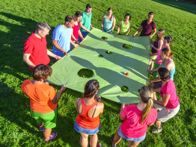 EVINTA_Teambuilding_Teamspiel Lochplane