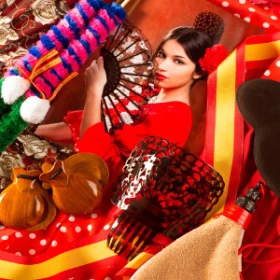 Frau mit einem Fächer in der Hand