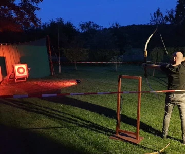 EVINTA_Nachtbogenschießen_Bild01 Bogenschießanlage bei Nacht