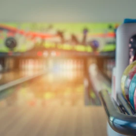 Bowlingbahn in der Frontansicht