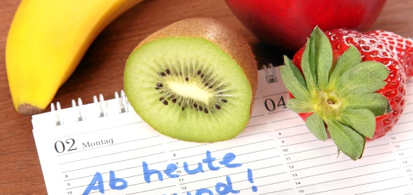 Botschaft "Ab heute gesund!" mit Obst darum