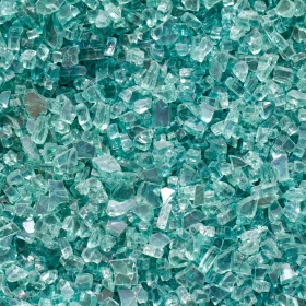 kleine Glasscherben schimmern blau