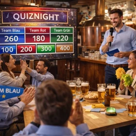 Bei einer stimmungsvollen Quizshow im Brauhaus erleben Mitarbeitende ein unterhaltsames Teamevent in gemütlicher Atmosphäre mit Bier, Holzinterieur und moderierter Spielleitung. Die Teams fiebern gemeinsam mit, beantworten Fragen und feiern ihre Erfolge bei diesem besonderen Firmenevent.
