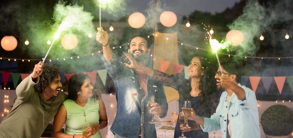 Personengruppe feiert und jubelt